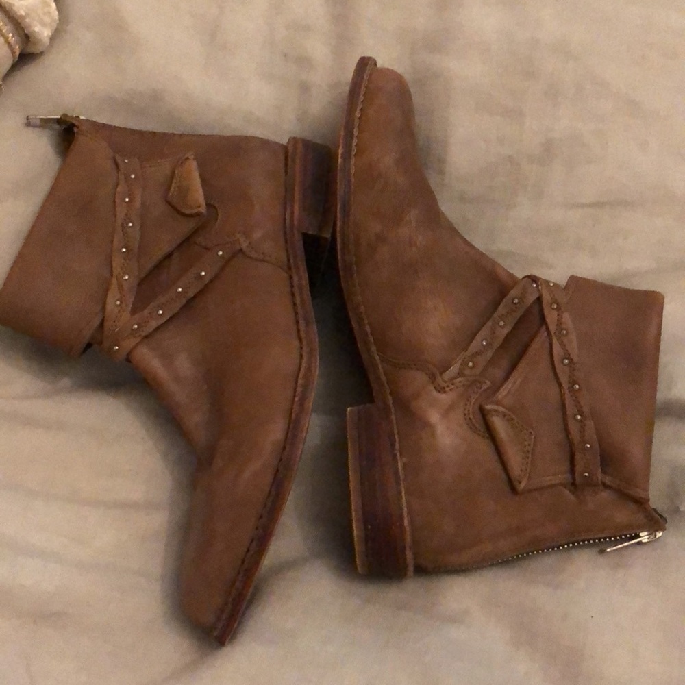 Free People brown distressed leather ankle boots - size 38 - like new condition